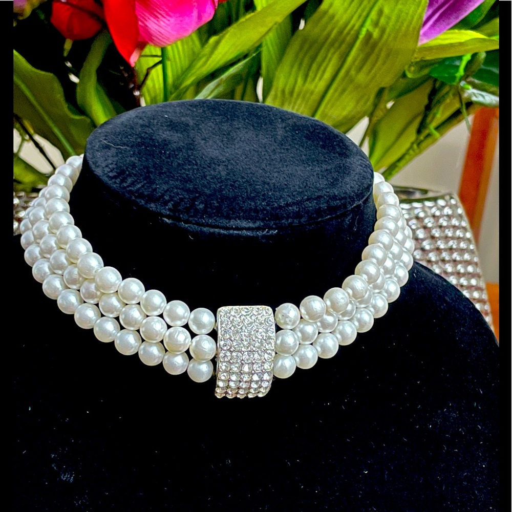 Women’s Necklace